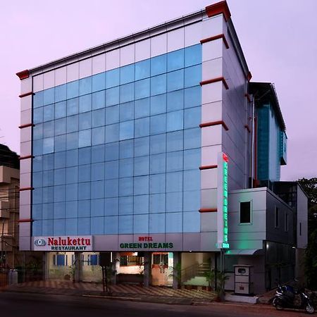 Hotel Green Dreams Kochi Exterior foto